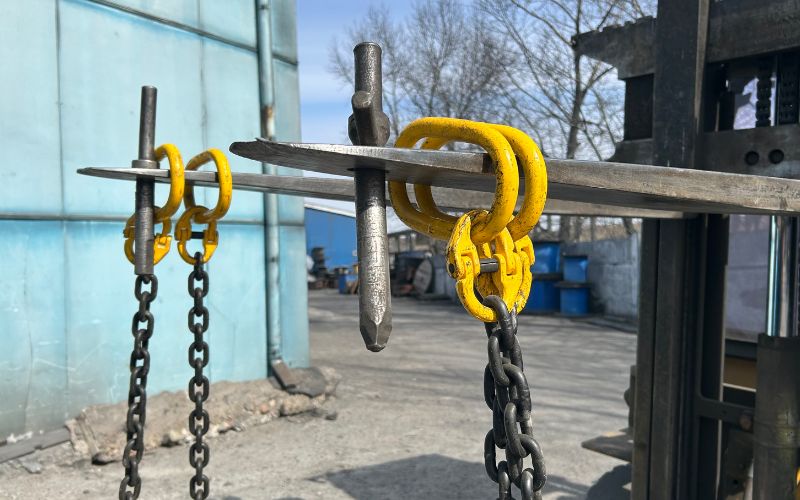 Фурнитура цепного стропа во время испытаний